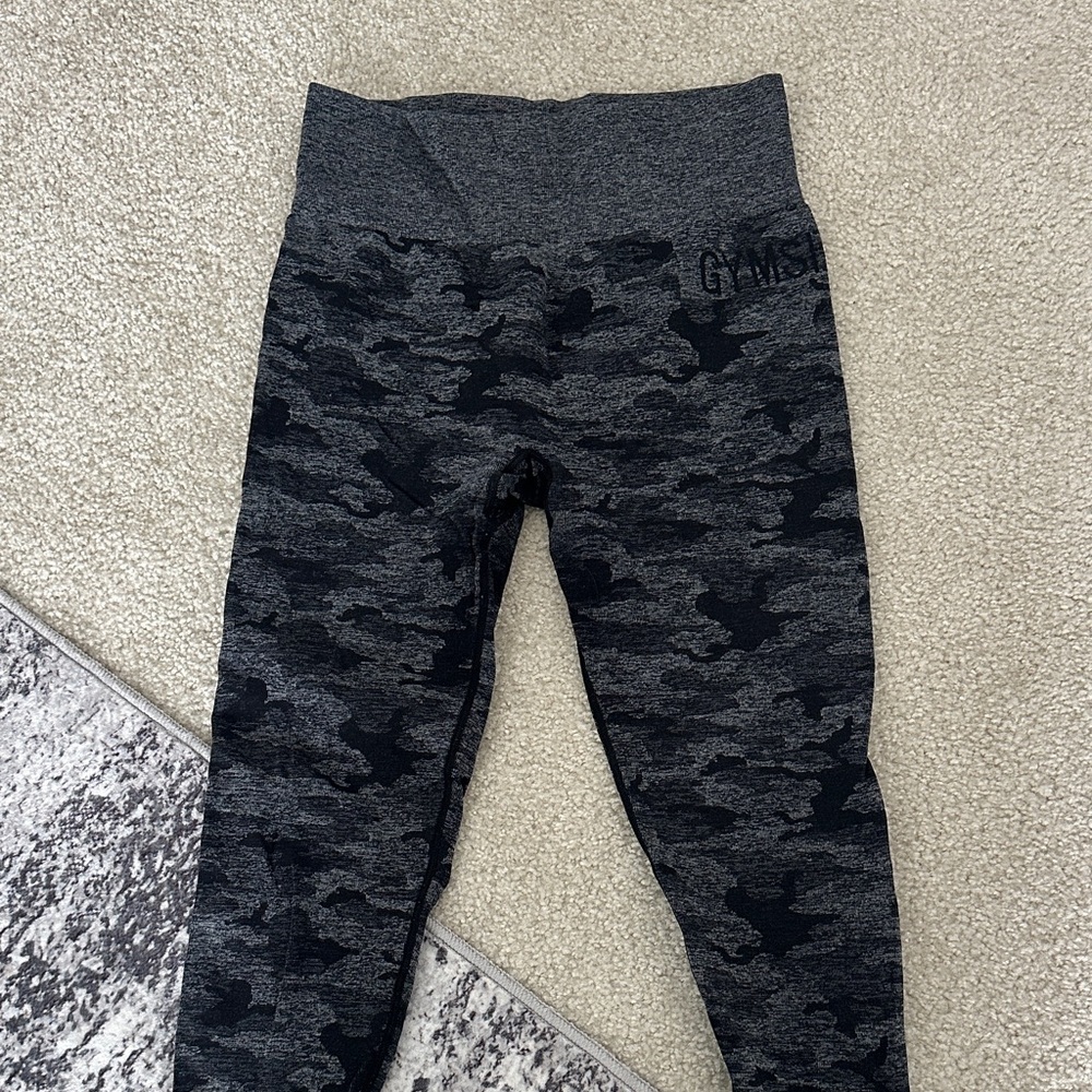 Gymshark Camo Seamless Leggings - Black - Picture 2 of 6